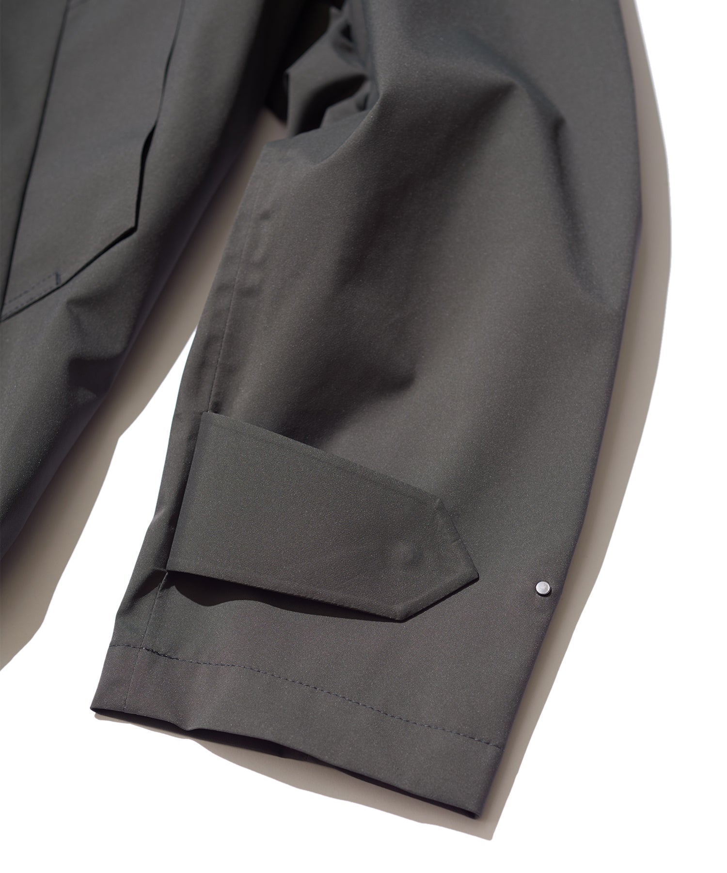 メンズ ファッション ラグジュアリースポーツ 軽量シェルパーカー 高機能 ゴルフウェア 高級 トレーニングウェア スポーツウェア ブランド