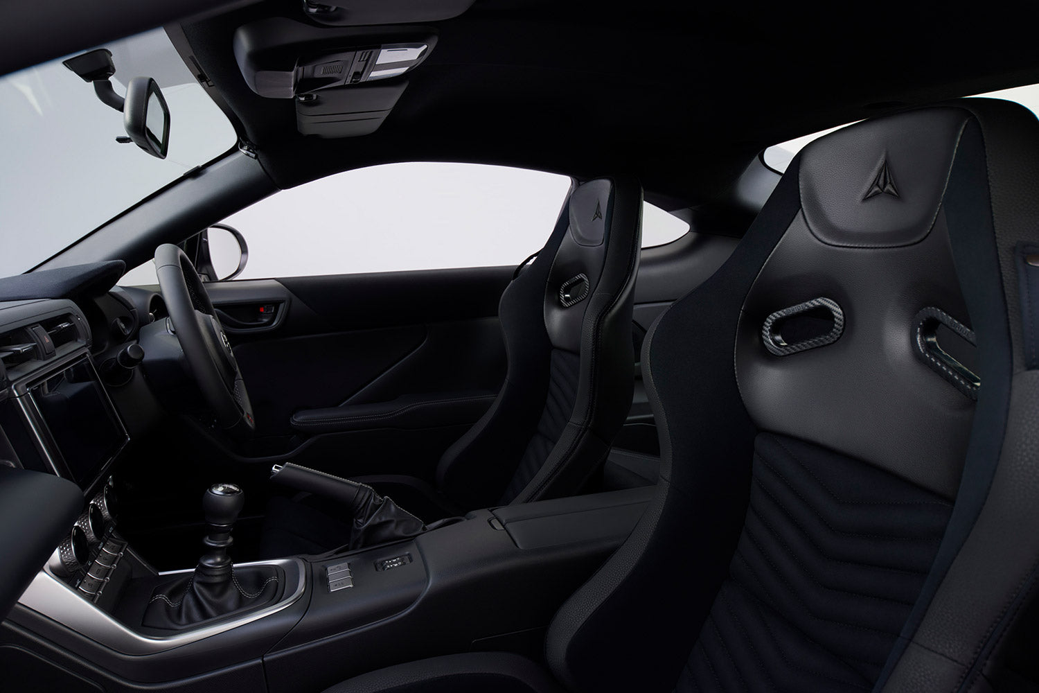 VIGALE INTERIOR -オールジャパンメイドと職人技で作り出されるオリジナルシート-
