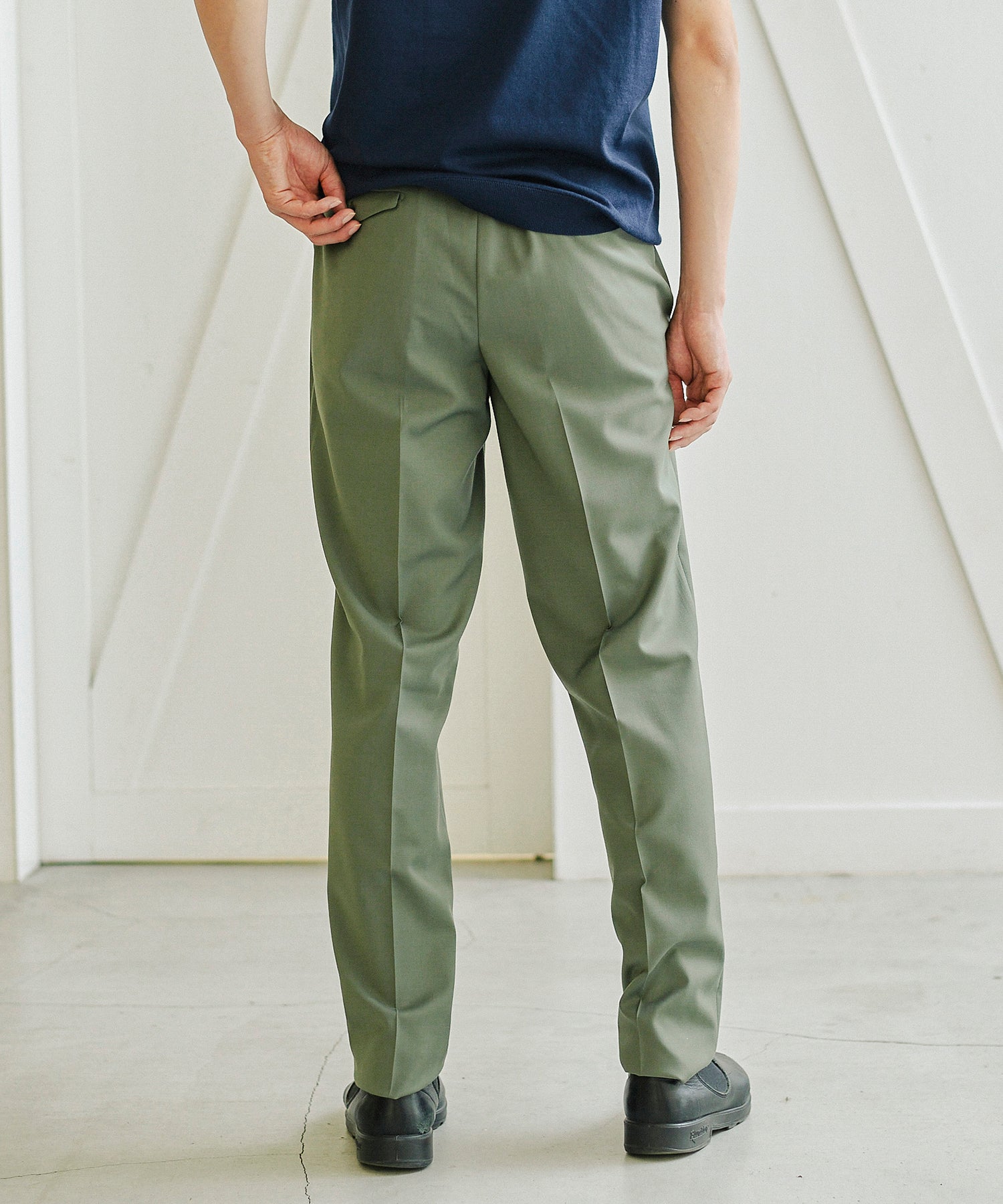 1TUCK SHIRRING PANTS E2489